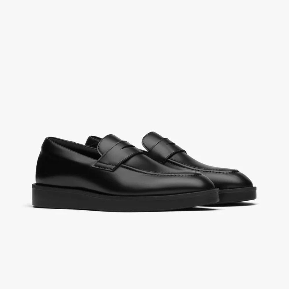 Wolfs Shoe